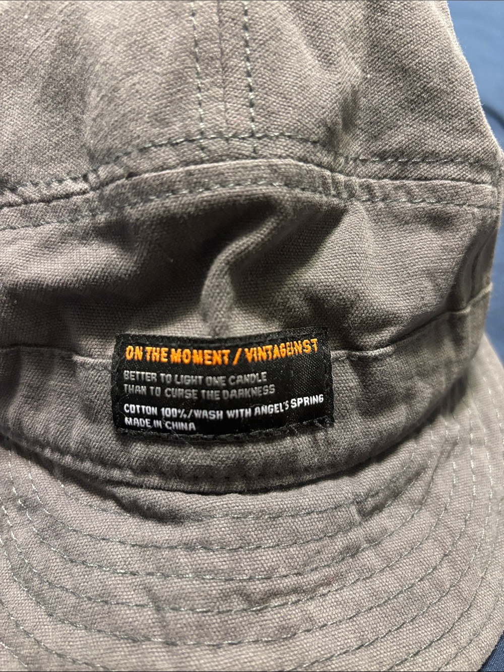 Vintage-Inspired Men's Cotton Cap - Picture 2 of 8
